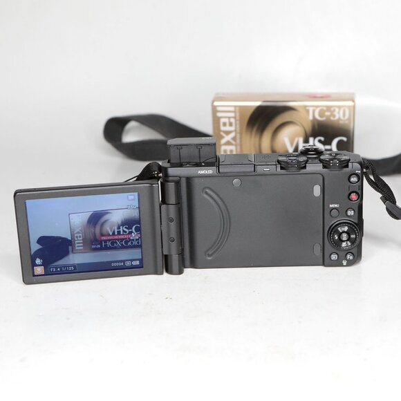 Samsung EX1/TL500 Digital Camera 10MP Digicam F1.8-2.4 Lens, Tilt Screen 3x Zoom - Picture 3 of 12